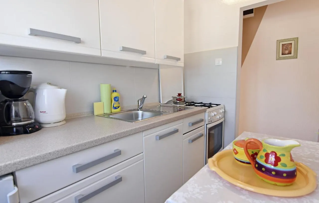 Apartment Uzelac Umag 0*,