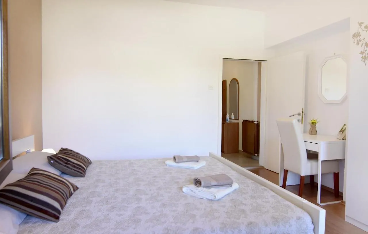 Apartment Uzelac Umag 0*,